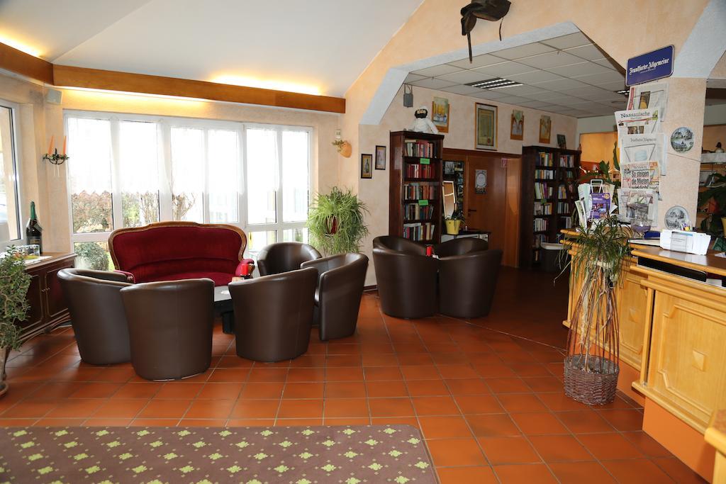 Hotel Taunus Residence Bad Camberg Exterior foto
