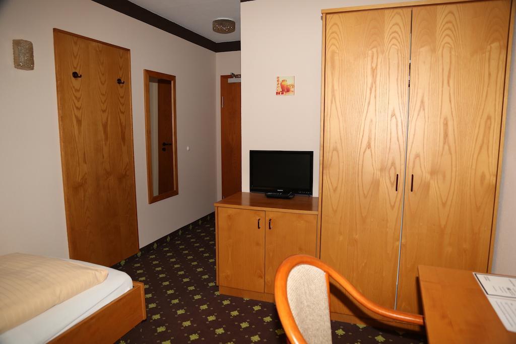 Hotel Taunus Residence Bad Camberg Exterior foto